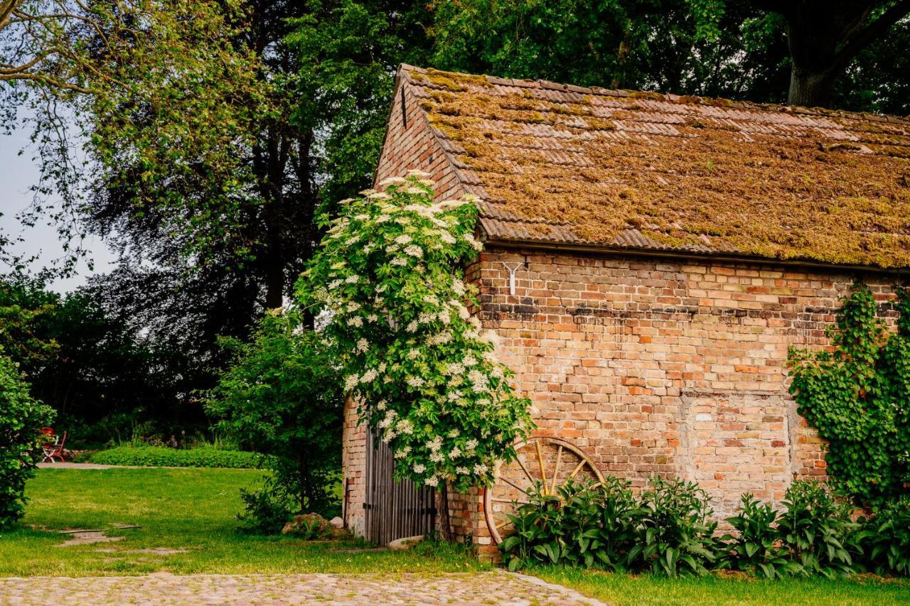Gut Boltenhof Furstenberg-Havel Bagian luar foto